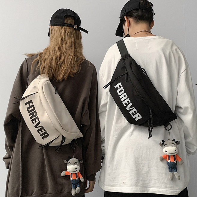 N-TER 엔터 모던한 레터링 디자인 넉넉한 수납력의 큰 사이즈 슬링백 크로스백