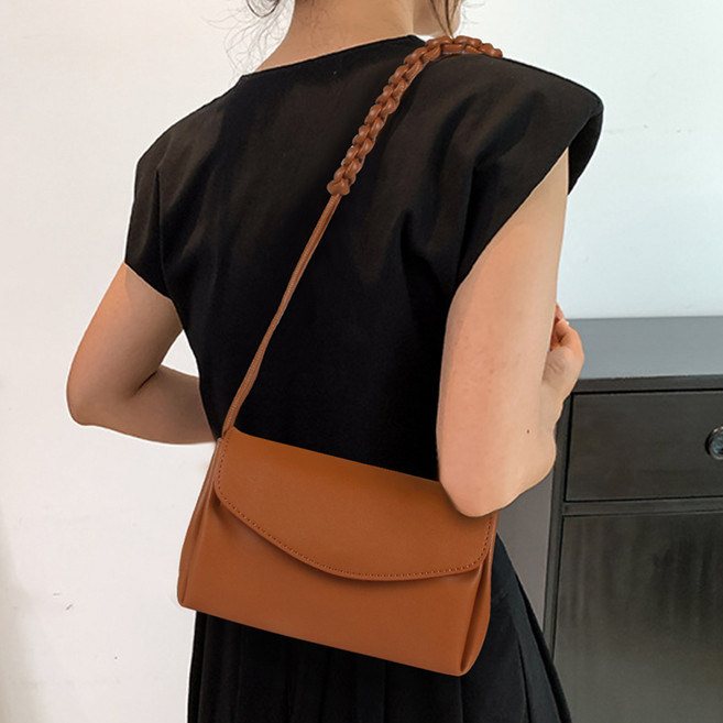 디어백 로프 꼬임 스트랩 플랩 숄더백 UN-5799m