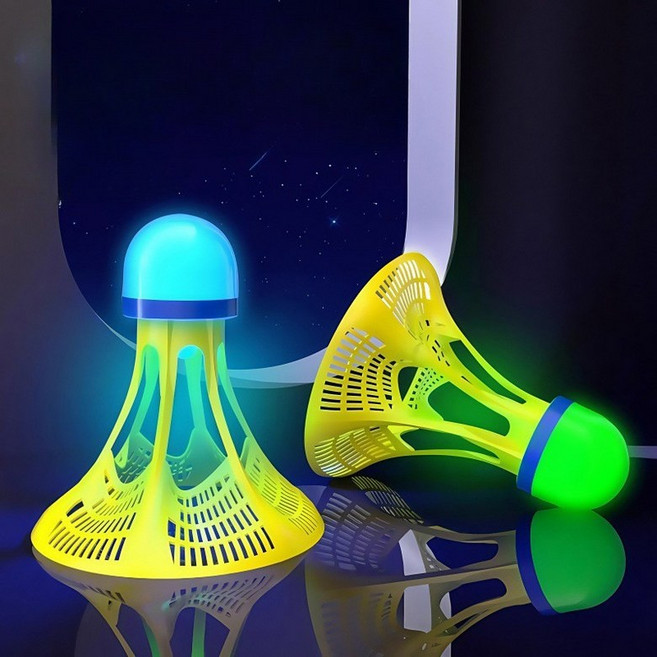 셀프 실내 배드민턴 연습 훈련 돌아오는 셔틀콕 리턴콕 전자 자동 리모콘 홈트 홈트레니이, 1개, 1개입, 기기 호환 전용 - 발광 셔틀콕(1개입)