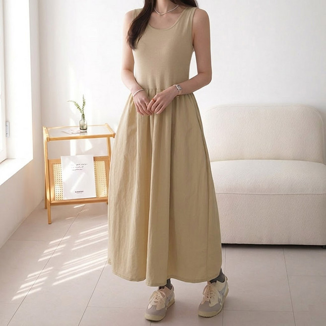 데일리앤 아로마 레이어드 나시 민소매 플레어 롱 바스락 봄 이너 77 원피스