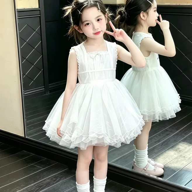 女童白色網紗連衣裙