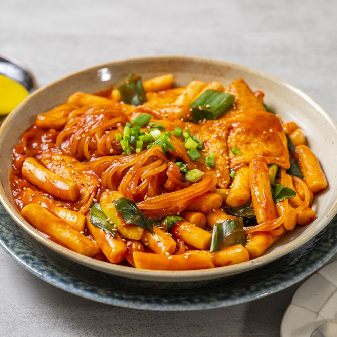 쫄떡볶이 국물 쫄면 즉석떡볶이 밀키트 대용량, 1개, 530g, 1개