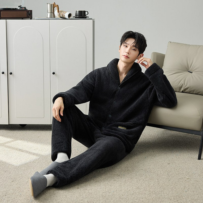 5위 - 남성 겨울 고급스러운 극세사 홈웨어 따뜻한 수면 파자마 세트
