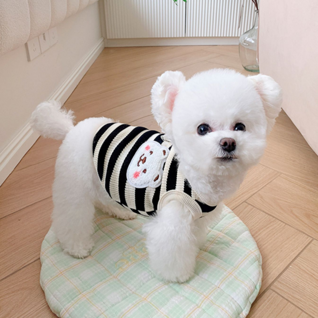 멍케어 강아지옷 곰돌이 와펜 민소매 티셔츠 하네스옷, 블랙, 1개