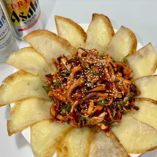 매콤 새콤 달콤 오징어무침회 납작만두 쫄면 오징어초무침 밀키트 간편조리, 1개, 1.49kg