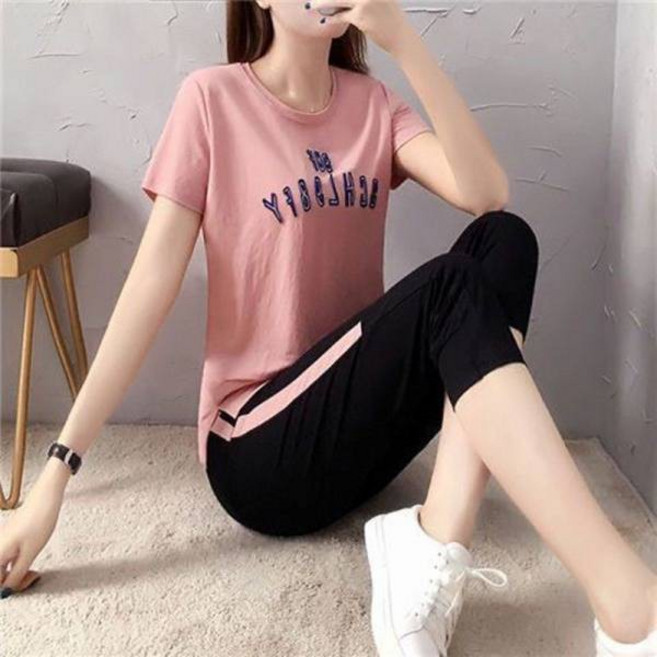 時尚運動休閒短袖七分褲兩件套 女款透氣舒適百搭套裝 寬鬆開衩下擺設計 粉紅 4XL