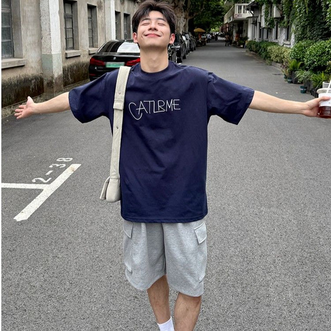 CATLAME 圓領寬鬆短袖T恤 字母印花 百搭休閒大碼上衣