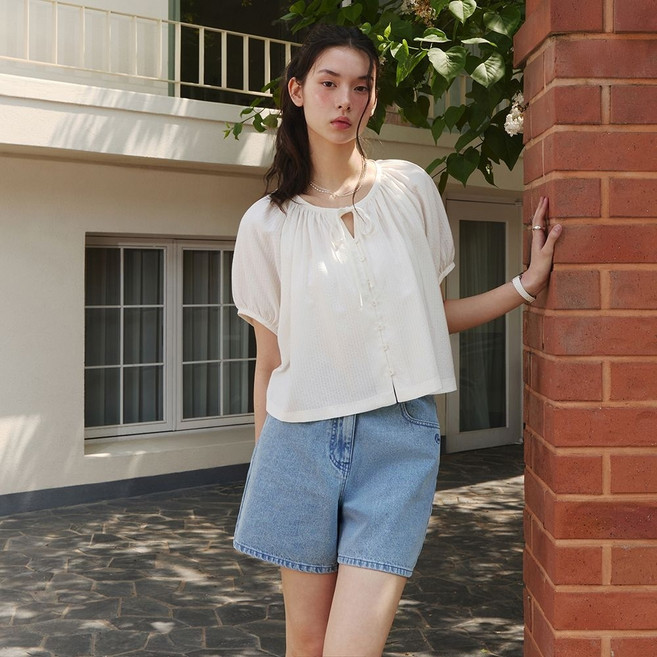 [국내백화점] 잇미샤 [25 S/S] 셔링포인트 볼륨 블라우스 ITP6ZBL720 ITP6ZBL720-EJS [인기상품] 선물추천