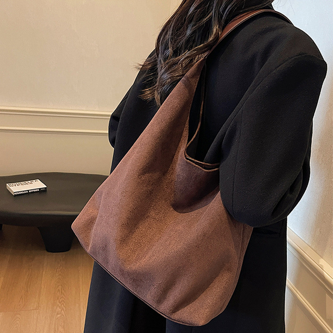 레드에셋 여성 스웨이드 가방 숄더백