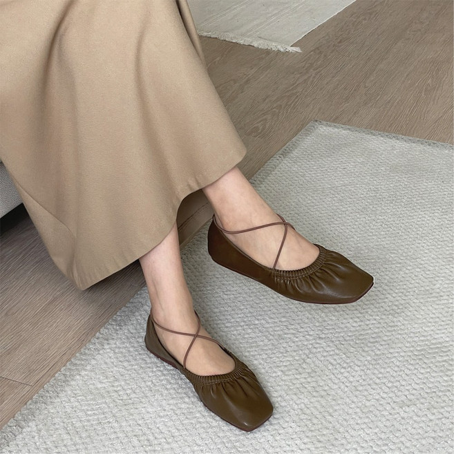 플라틴베이지 셔링 주름 스트랩 플랫슈즈 메리제인 단화 (말랑한/하객룩)