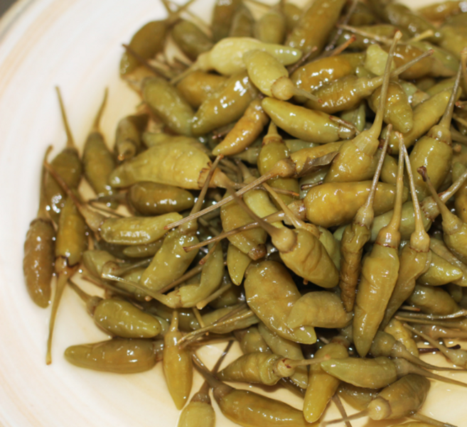 아삭식감 새콤달콤 느끼함을 잡아주는 매콤 산고추절임세트 스시 초밥 튀김 돈까스 필수반찬 랜덤발송, 1개, 4kg