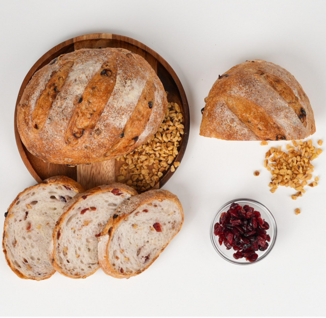 [노이스트브레드] 천연발효종 450% 다양한 맛이 있는 깜빠뉴, 520g, 1개, 호두 크랜베리 깜빠뉴