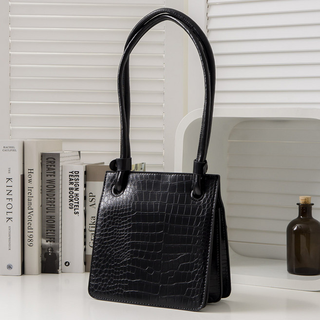 엔도르시 2color 크로커 스퀘어 숄더백 EBA920