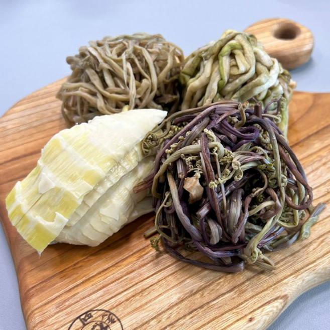 [자미담] 순수 자연의 맛 국내산 냉동 나물세트10호 고구마대+고사리+토란대+죽순(2), 4개, 1kg