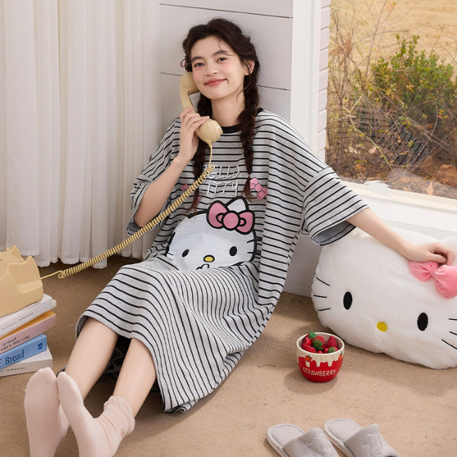 GOYES 산리오 여성 캐릭터 헬로키티 원피스 잠옷 반팔 잠옷