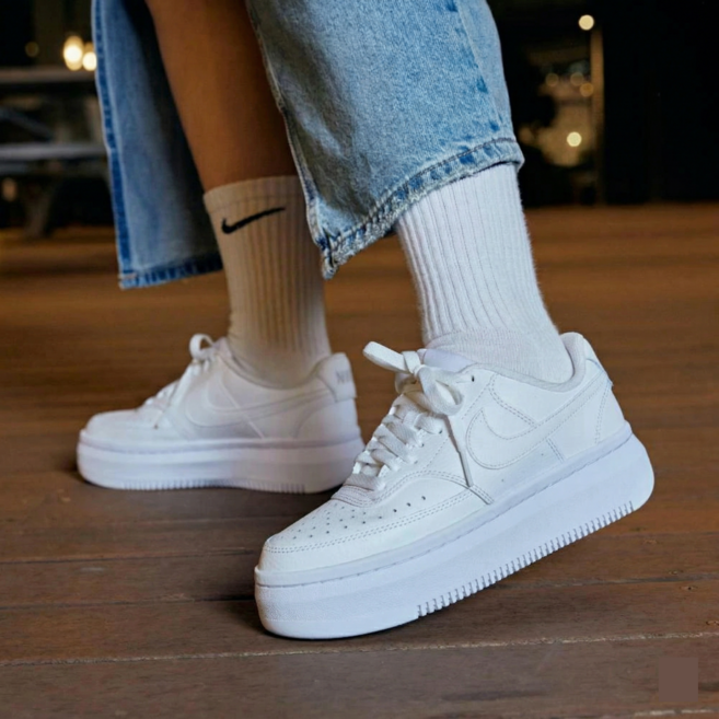 나이키 코트 비전 키높이 여성 올백 운동화