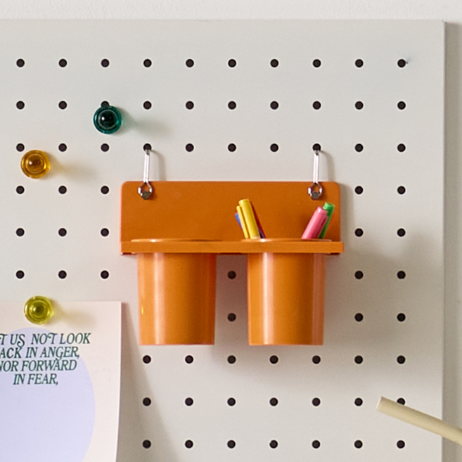 책상 파티션 타공판 거는 행잉 좌석 연필통 연필 펜 필기류 꽂이 정리함, 1개, 오렌지