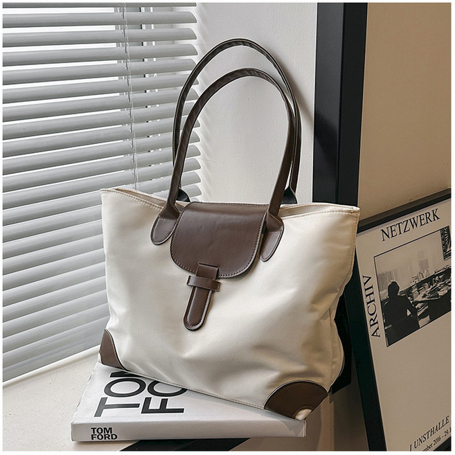 소울린느 사각 가죽 패치 나일론 숄더백 (3colors)