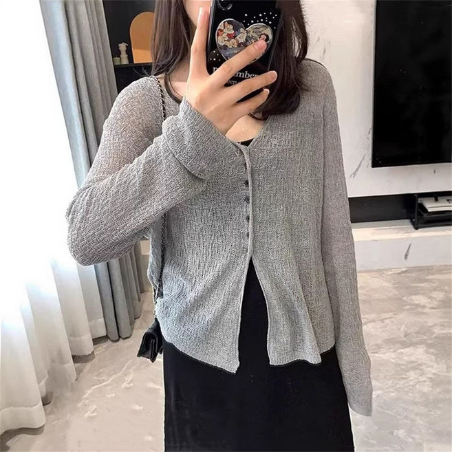 [웨일쓰]여성 펀칭 가디건 얇은 여름 자외선차단 루즈핏 비치웨어 아우터