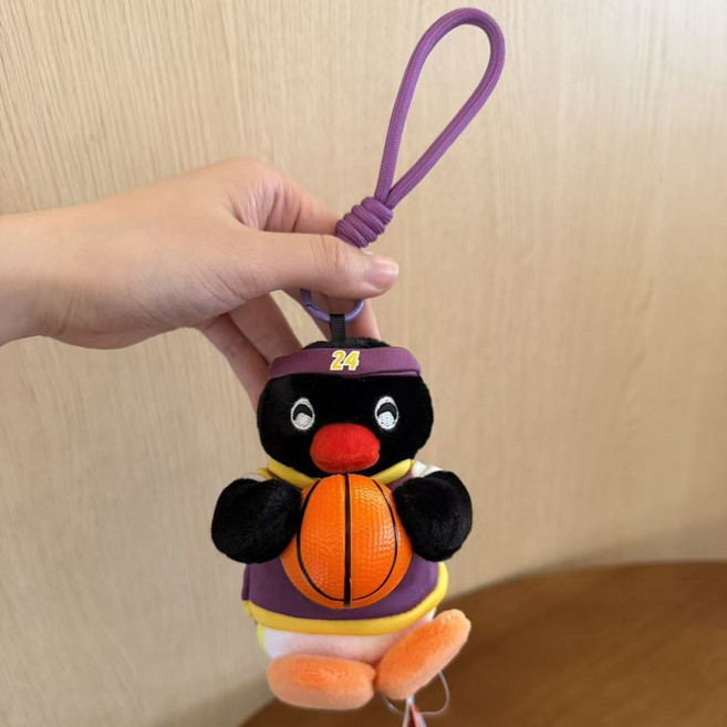 企鵝毛絨包包掛件, 1個, 籃球Pingu企鵝掛件12cm【正版正品】現貨速發