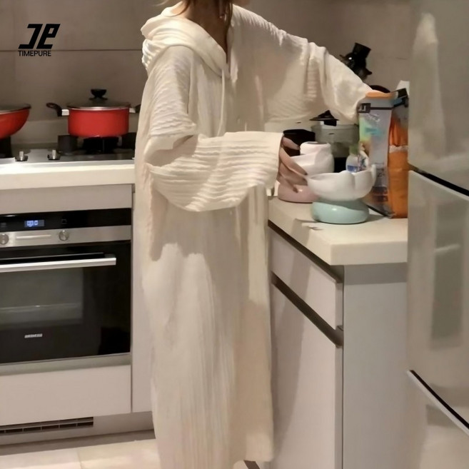 여성 홈웨어 루즈핏 롱슬리브 편안한 잠옷 심플한 디자인 홈드레스