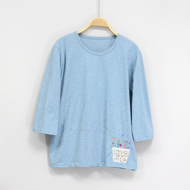 [서울양품점] 국산 여성 블루 마미 꽃자수 7부면 티셔츠 봄 여름 캐주얼 루즈핏