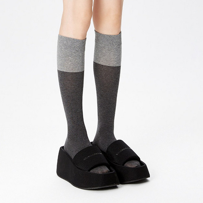 Paipaidx 순면 심플한 컬러 종아리 양말 다리가 날씬하고 부드러워 봄가을 2켤레에 적합하다