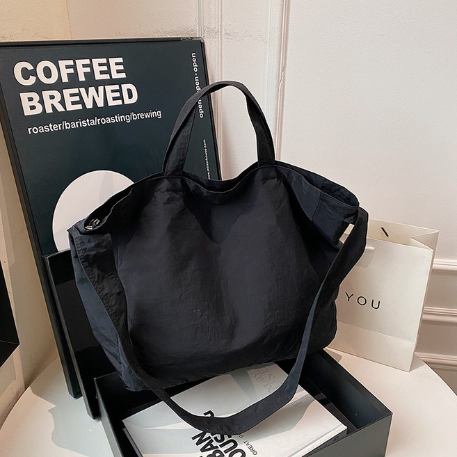 코코린느 가벼운 빅사이즈 나일론 바스락 숄더백 (4colors)