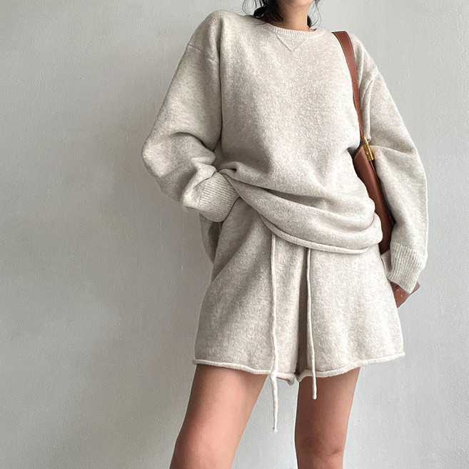 네모엔룩 울오버하프 여성용 울혼방 오버핏 라운드넥 밴딩팬츠 상.하의 세트 니트 투피스 상의1 하의1 총2장