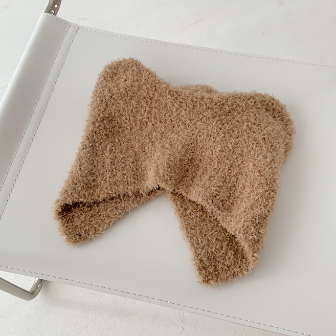 블루씨티 큐티 곰돌이귀 뽀글이 니트 스트링 끈 겨울 귀도리 모자