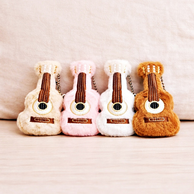 트리뷰샵 기타키링 일렉기타 베이스 밴드키링 락스타 음악 우쿨렐레인형 통기타리스트, 핑크 러브송, 1개