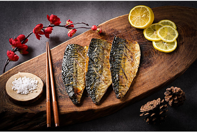 착한물고기 고등어 노르웨이 잔가시 제거후 화덕에 구운순살 고등어구이 90g 1팩 손질 순살 생선 고등어, 10개