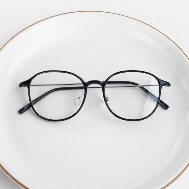 초경량 슬림 뿔테안경 UV400 코받침 조절 안경테