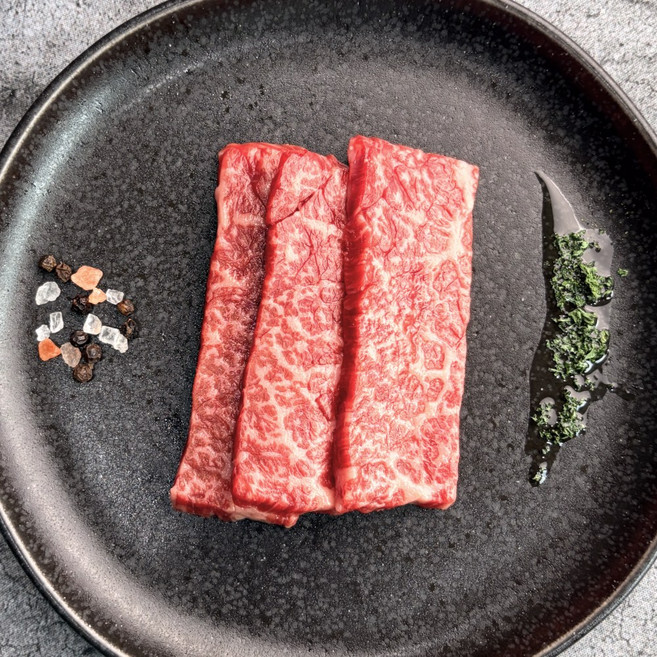 1++한우 눈꽃같은 마블링의 눈꽃로스 구이용(설깃/설도/치마/업진/갈비), 1세트, 400g