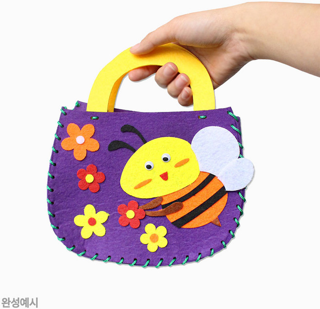 꿀벌 부직포 가방 만들기 1인용 ( 펠트 패키지 바느질놀이 꾸미기 미술재료 간식바구니 엄마표미술놀이 미니 부직포백 DIY )