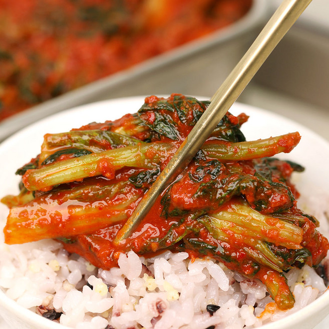 셰프애찬 매운김치의 정석 열무 불김치 매운 김치 비빔전용 열무실비김치, 600g, 1개