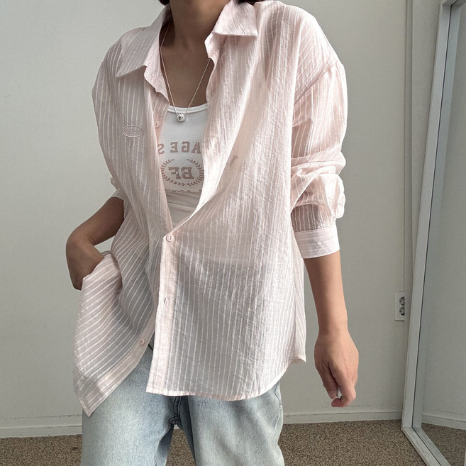 에이치스 쿨무드 여름색감 심플자수 시스루 잔스트라이프 루즈핏 긴팔 셔츠 크롭 민소매 나시 레이어드 코디세트