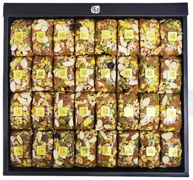 조현제떡연구소 약식 약밥 3kg 95g 32p 약식+백설기 갓성비세트 중 아침식사대용 건강식 약식맛집 가성비굿 선물로좋은 영양밥 하루견과류 소금설탕조절맟춤, 32개, 저염저당, 약식{프리미엄포장}선물세트