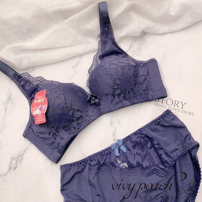 Vivy peach C罩杯 無鋼圈 蕾絲內衣 高斜邊 宮庭刺繡風
