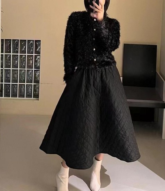 A라인 누빔 웰론 솜 패딩 플레어 롱스커트