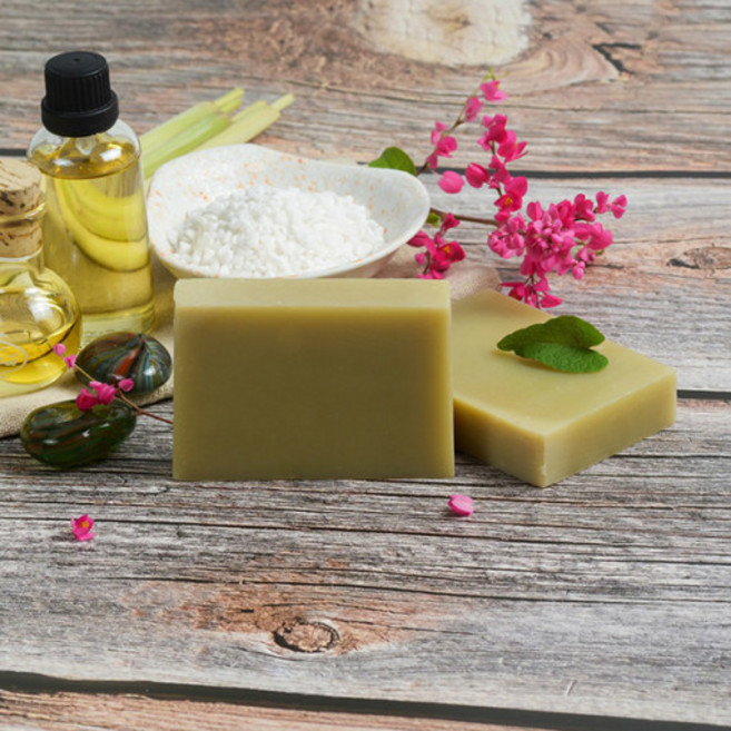 캔들이케아 천연수제 비누 만들기 DIY 키트 올리브시어버터비누베이스 1kg 14종 천연분말가루 택1, 시어버터비누베이스+민무늬4구원+맥주효모, 1개