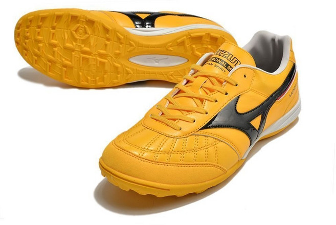 Morelia M8 AS TF 전문 축구화 P1GB221409