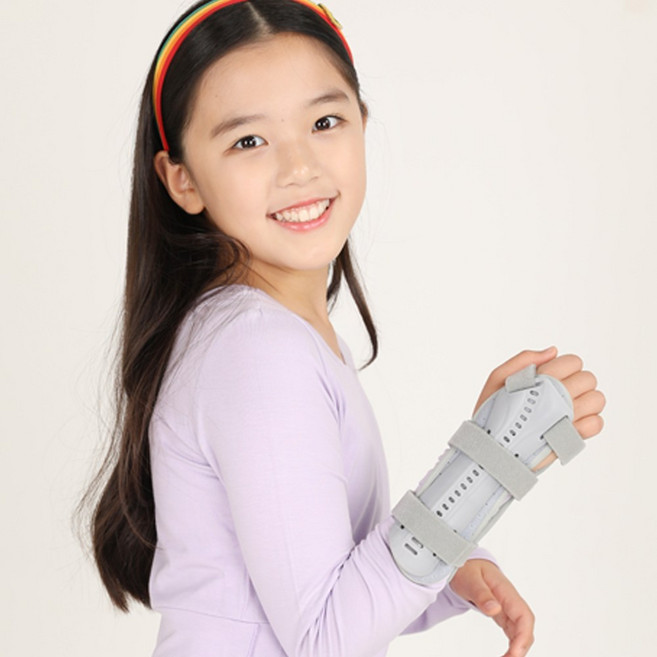 어린이손목깁스 보조기 기브스 부목 코어런 CB-M815, 1개