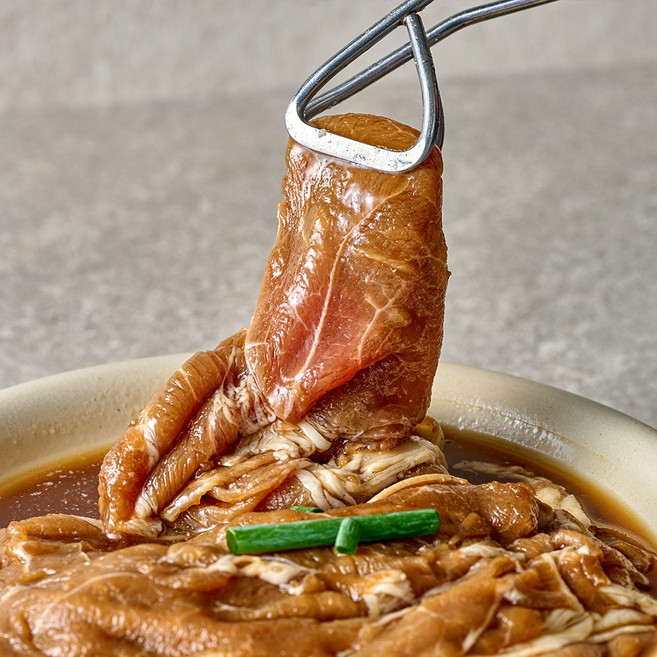 [왕돼지구이] 간편 밀키트 왕돼지구이, 2개, 1kg