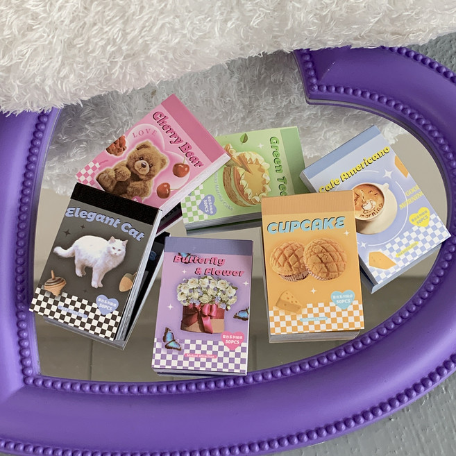 걸스코코 큐티 키치 미니 스티커북 엽서 포트터 감성 스티커 다이어리 꾸미기 폰꾸 탑꾸 50장세트, 퍼플