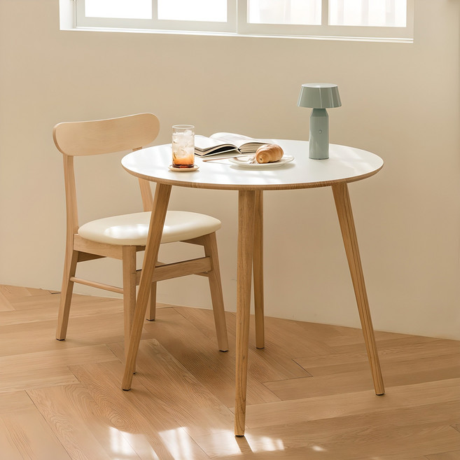 우드레이 소노 원형 원목 테이블, 화이트 + 우드