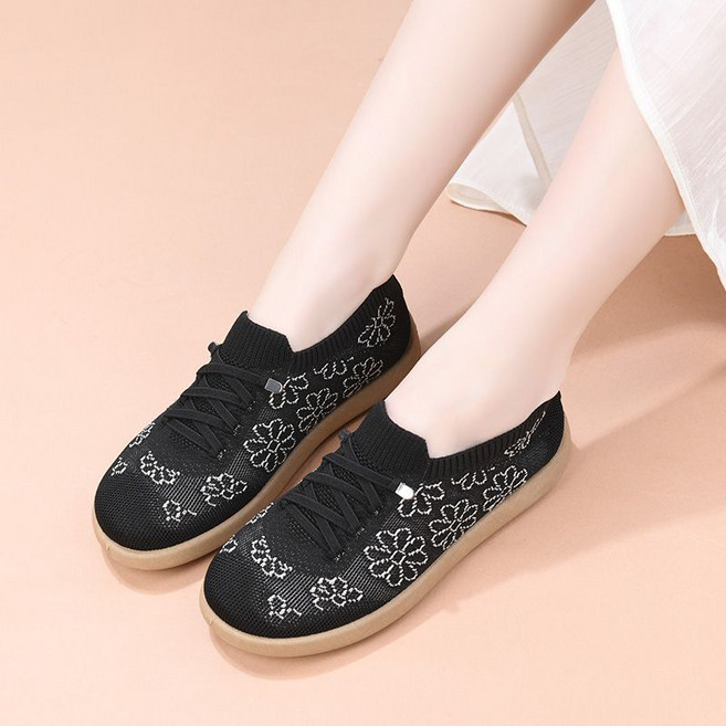 쌍천 여성 여름 메쉬 슬립온 발편한 스니커즈 미끄럼방지 엄마 신발 엄마 샌들 여성 단화 워킹화 쌍천 A26042108