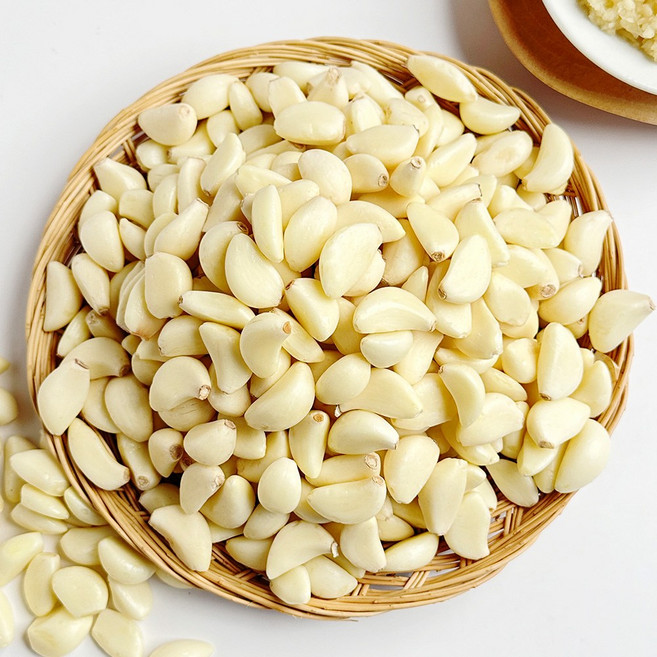 [학성새벽시장] 국산 영천 마늘 깐마늘, 1개, 꼭지있는 깐마늘(소) 1kg