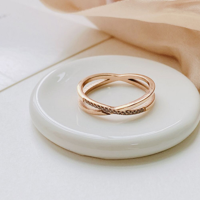 [써지컬스틸] 엑스 사선 라인 큐빅 반지 ( 로즈골드 12호만 진행 )