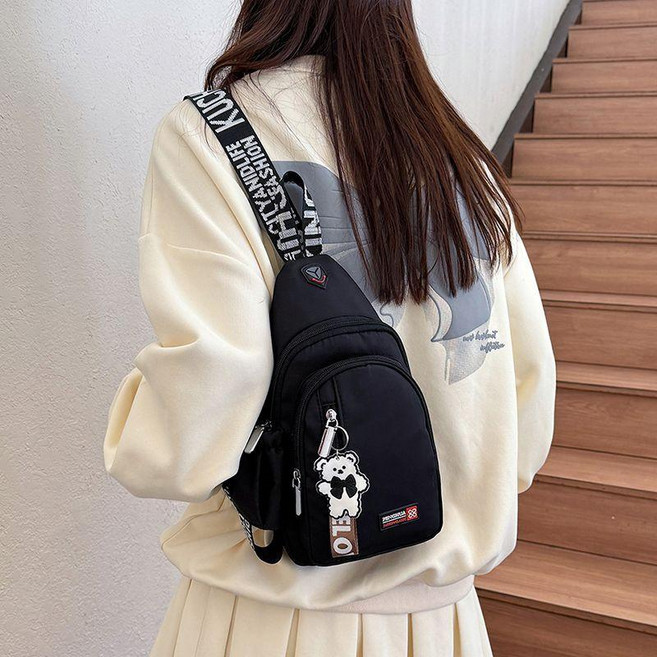 胸包 女斜跨胸包 休閒防水大容量女士包, 豎款黑色, 黑色, 豎款
